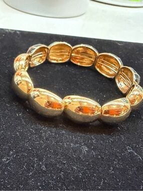 Gold Bead Stretch Clamper Bracelet